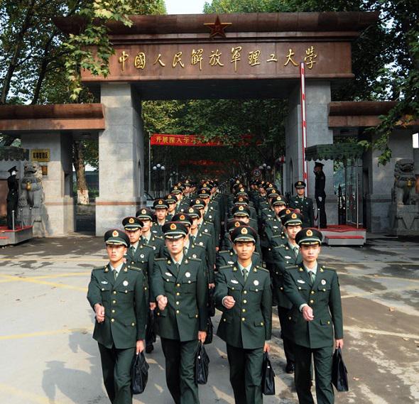 中国军队最新编制揭秘，探索小巷深处的特色军事小店